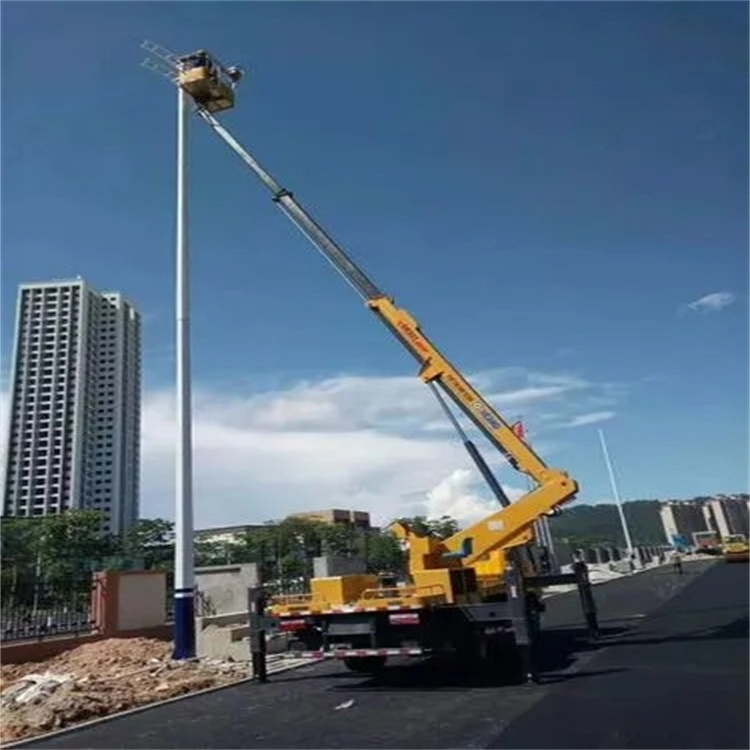 怀远县维修路灯的曲臂升降车出租