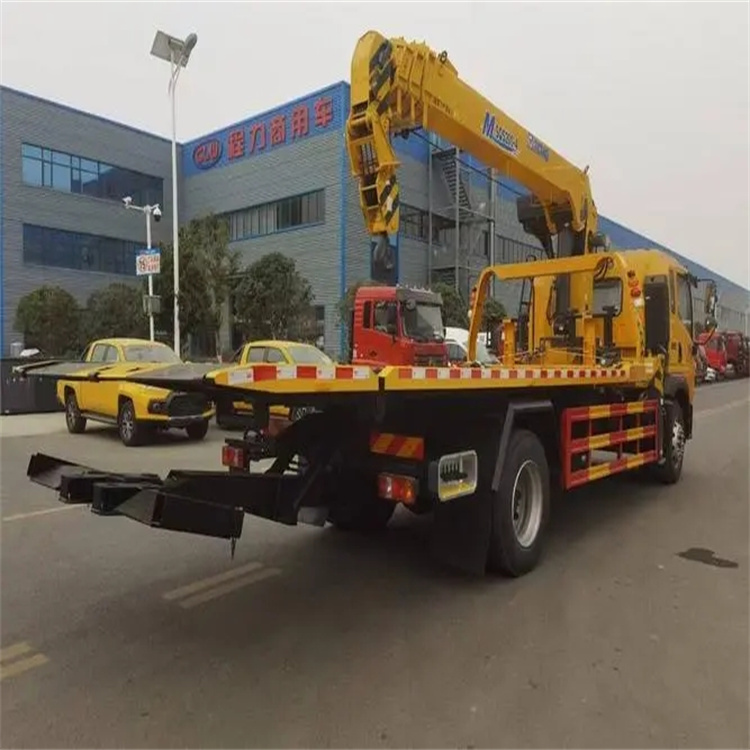 怀远县附近小随车吊出租电话，轻松解决搬运烦恼